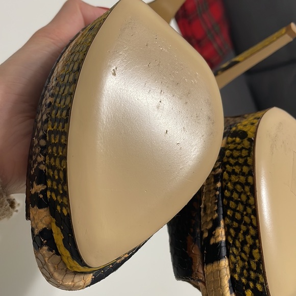 Fendi heels - Authentic, like new! - Picture 3 of 6